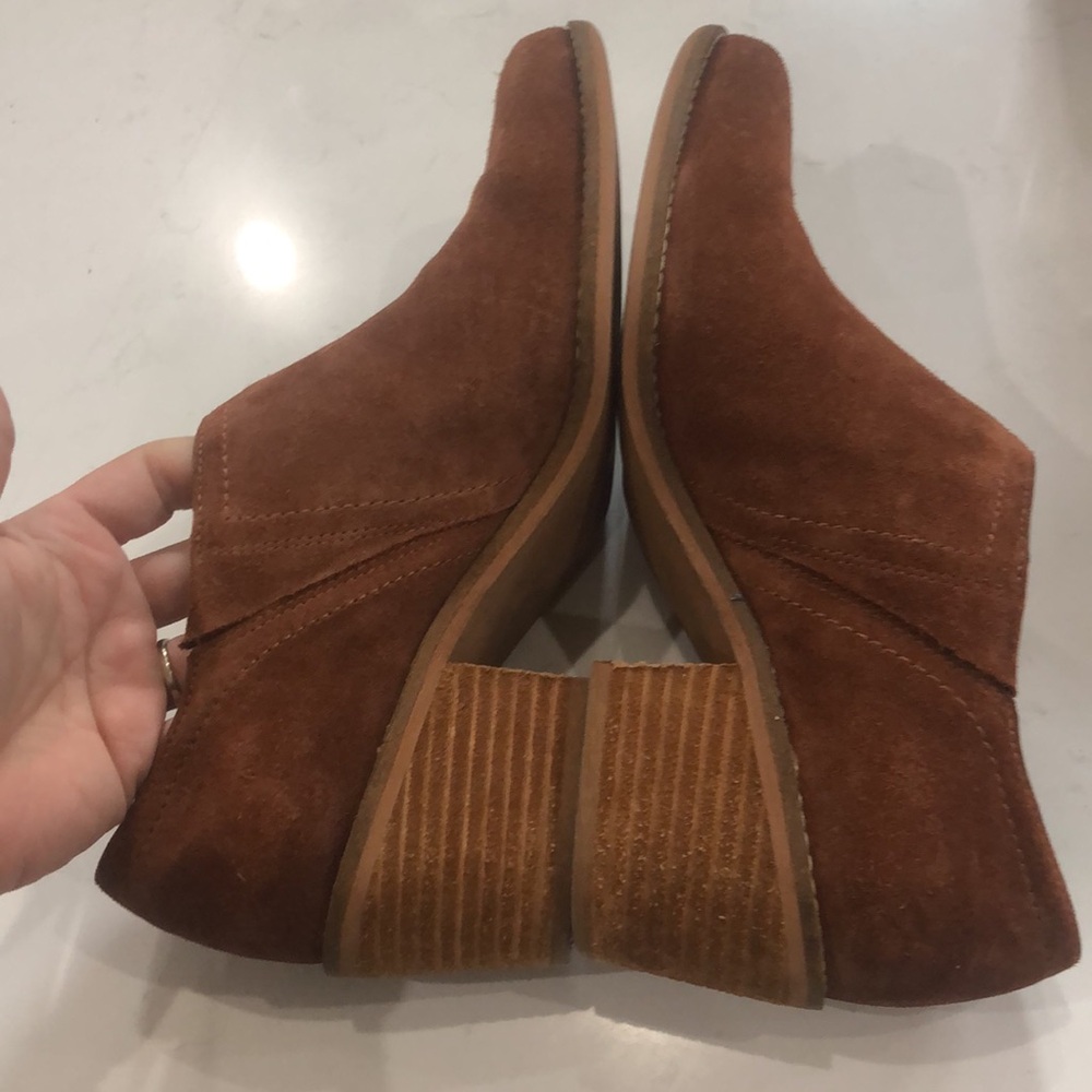 Zodiac Women’s Brown Leather Margot Suede Ankle Booties! Size 9. Beautiful! - Picture 4 of 9